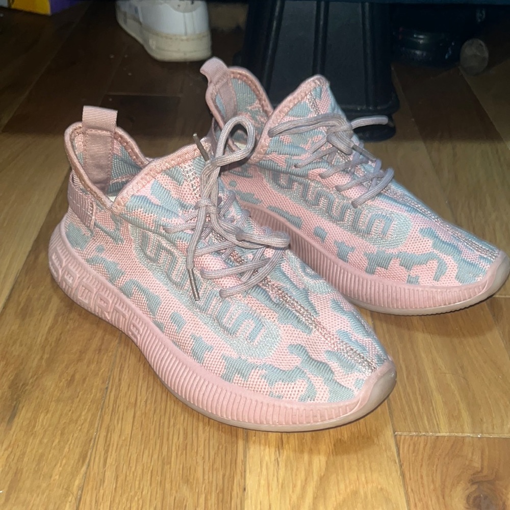 Selling me old sneakers